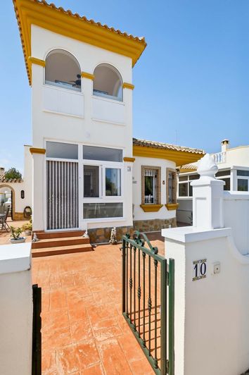 Image No.40-2 Bed Villa for sale