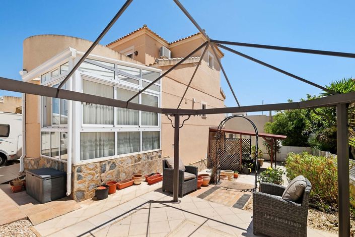 Image No.32-3 Bed Villa for sale
