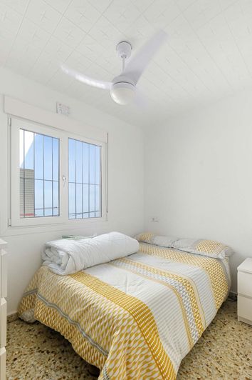 Image No.24-3 Bed Apartment for sale