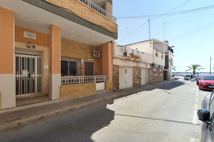 Image No.28-3 Bed Apartment for sale