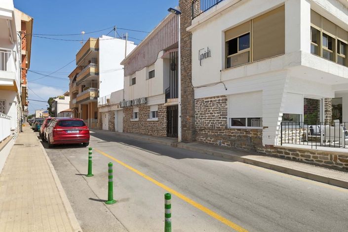 Image No.32-3 Bed Apartment for sale