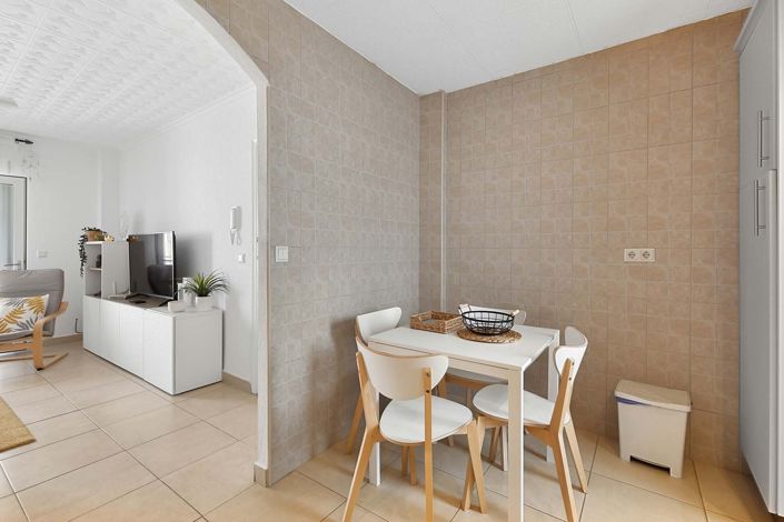 Image No.10-3 Bed Apartment for sale