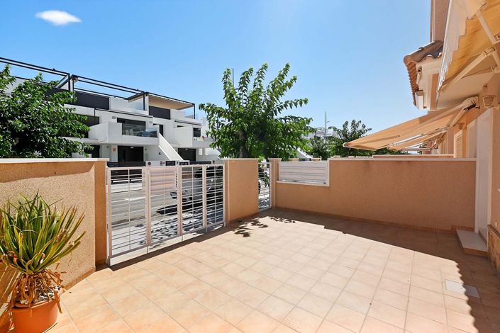 Image No.46-3 Bed Townhouse for sale