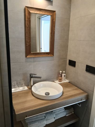 Image No.17-2 Bed Apartment for sale