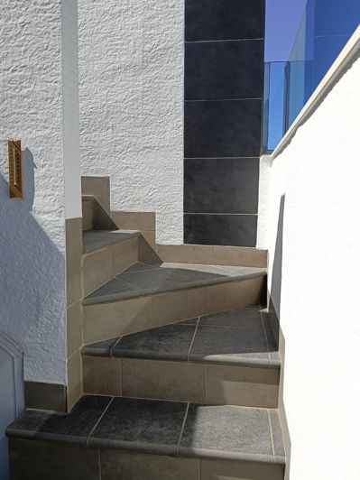 Image No.20-2 Bed Apartment for sale