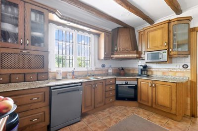 294detachedvillaforsaleinbigastro270726102402