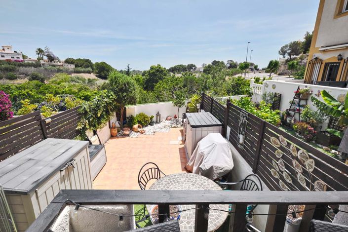 Image No.27-2 Bed Townhouse for sale