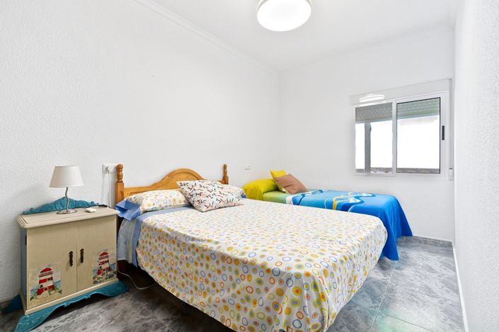 Image No.19-4 Bed Apartment for sale