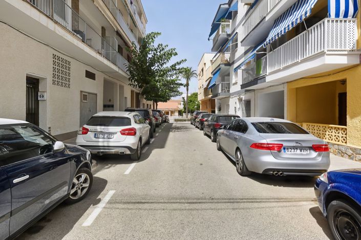 Image No.32-4 Bed Apartment for sale