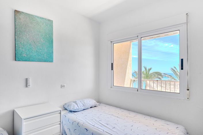 Image No.14-3 Bed Apartment for sale