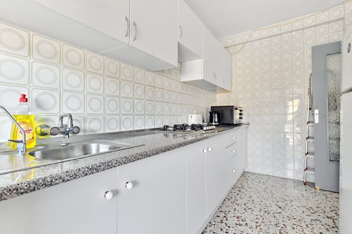 Image No.18-3 Bed Apartment for sale
