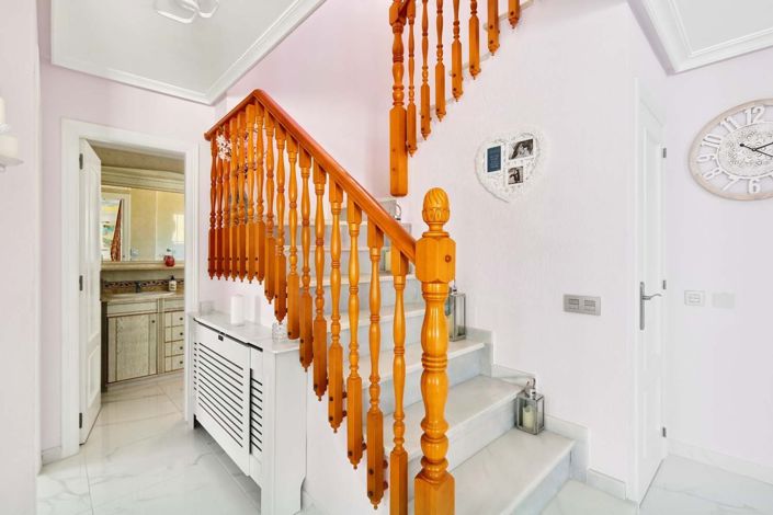 Image No.18-3 Bed Villa for sale