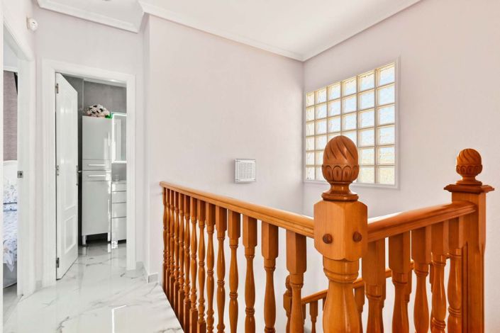 Image No.21-3 Bed Villa for sale