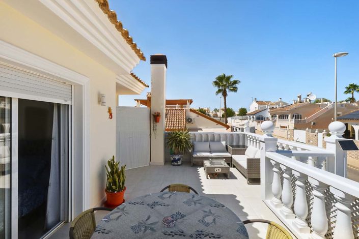 Image No.35-3 Bed Villa for sale