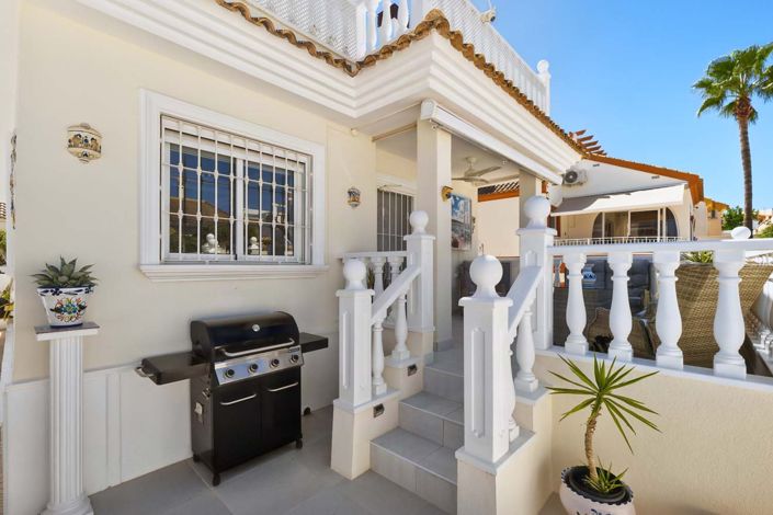 Image No.41-3 Bed Villa for sale
