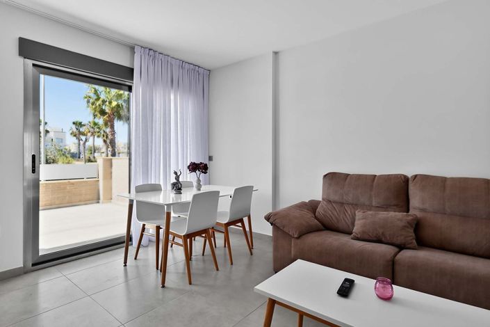 Image No.8-3 Bed Apartment for sale