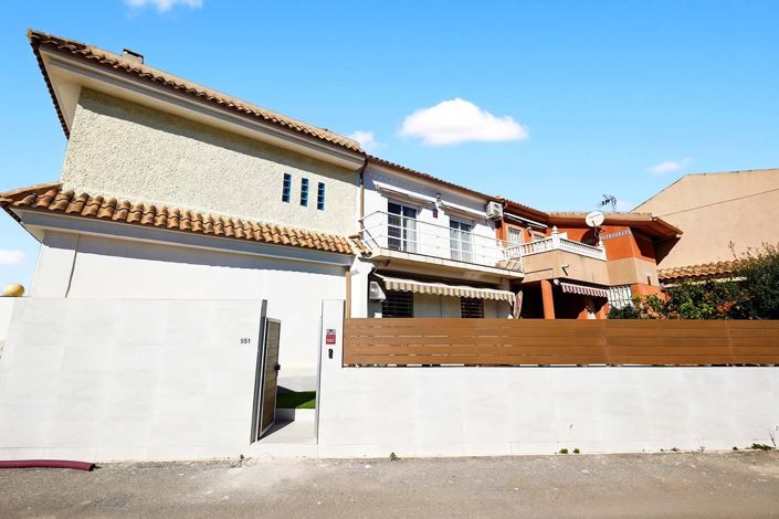Image No.3-4 Bed Townhouse for sale
