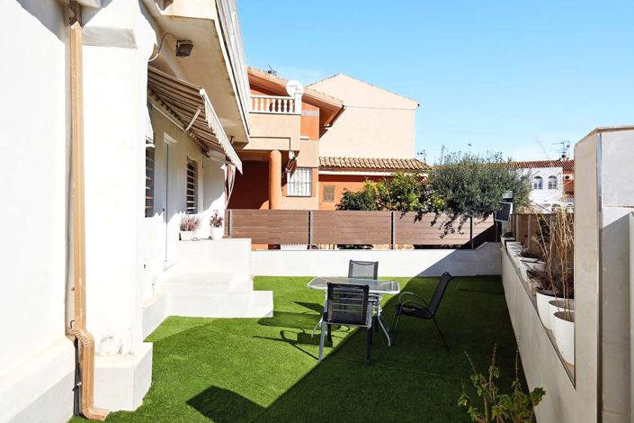 Image No.6-4 Bed Townhouse for sale