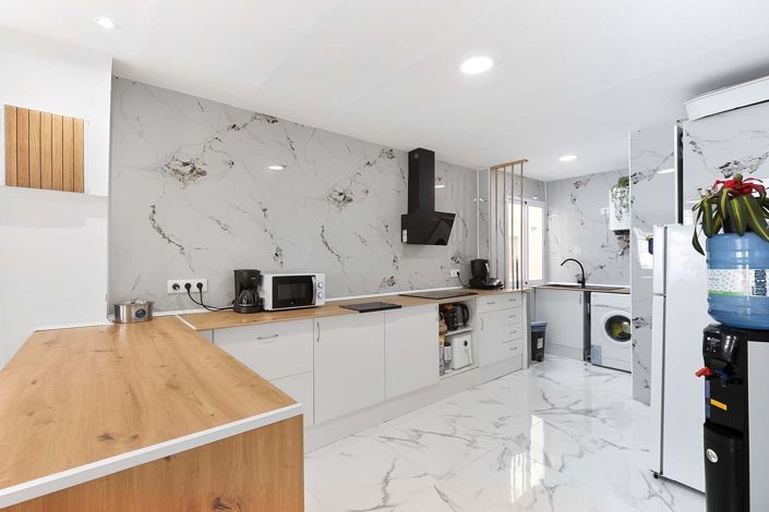 Image No.3-4 Bed Apartment for sale