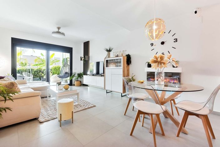 Image No.20-2 Bed Apartment for sale