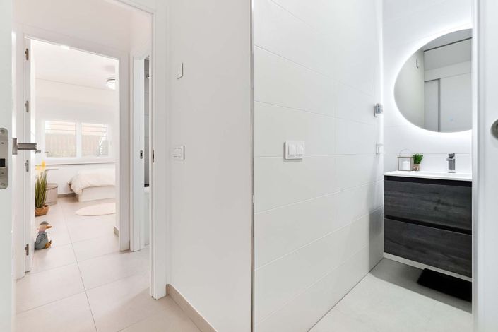 Image No.30-2 Bed Apartment for sale