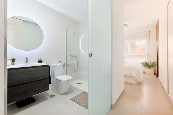 Image No.32-2 Bed Apartment for sale