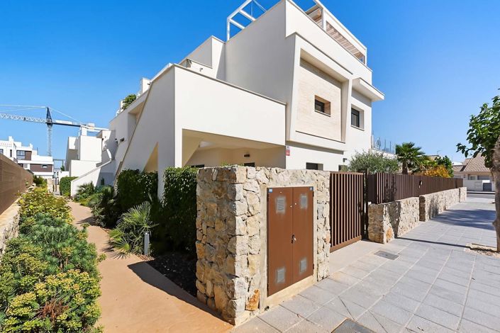 Image No.44-2 Bed Apartment for sale