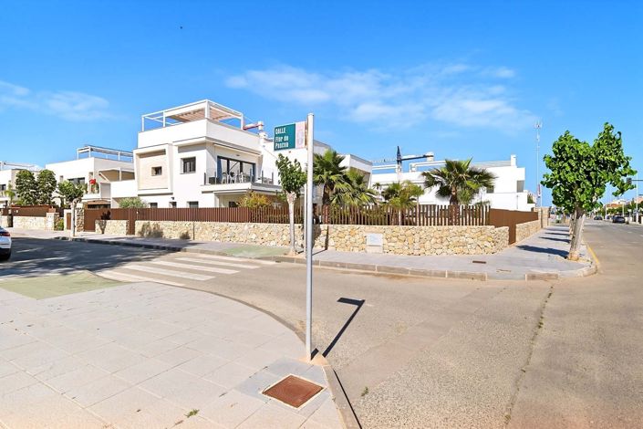 Image No.45-2 Bed Apartment for sale