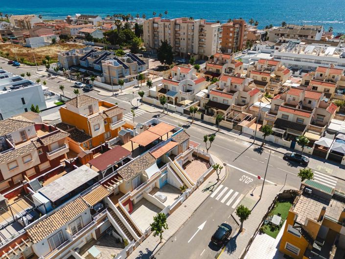 Image No.40-2 Bed Apartment for sale