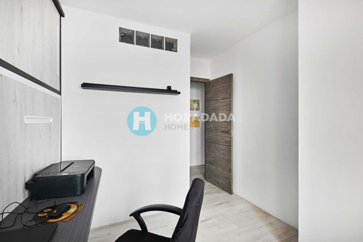 Image No.15-3 Bed Apartment for sale
