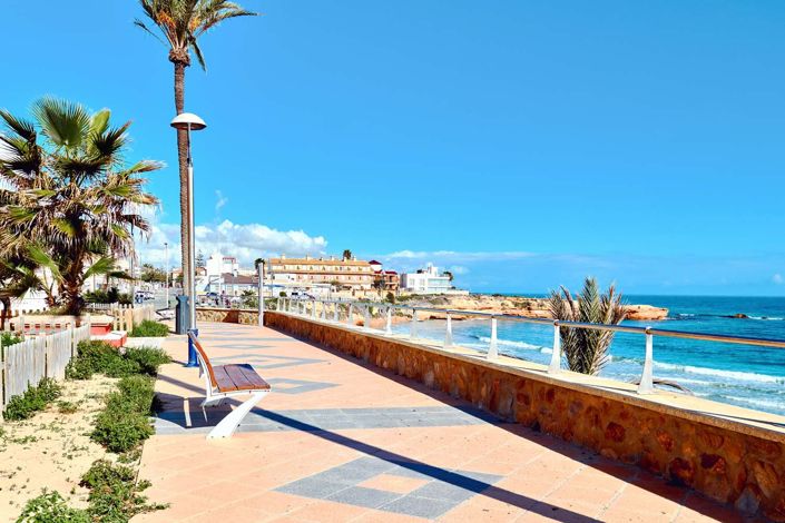 Image No.38-3 Bed Apartment for sale