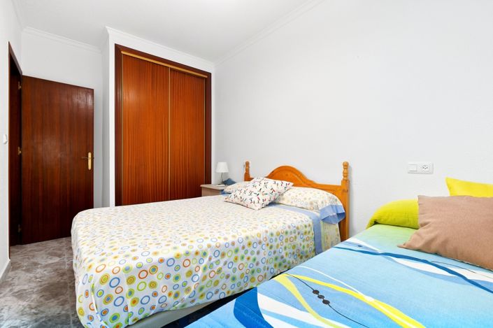 Image No.20-4 Bed Apartment for sale
