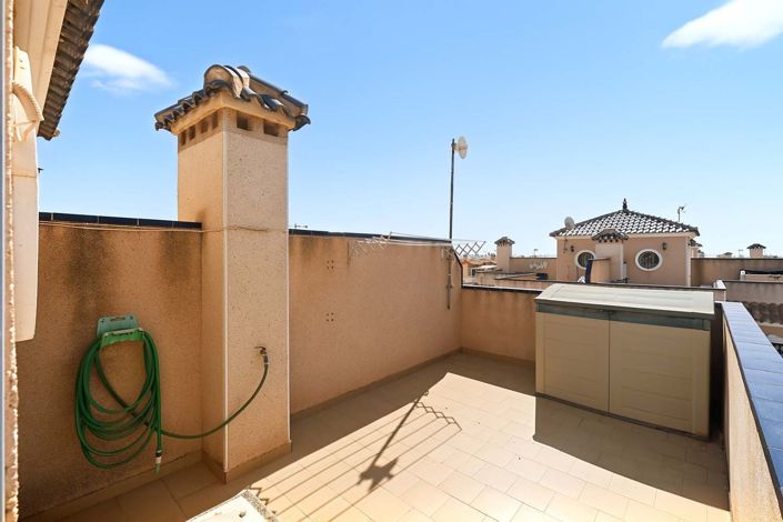 Image No.37-2 Bed Property for sale