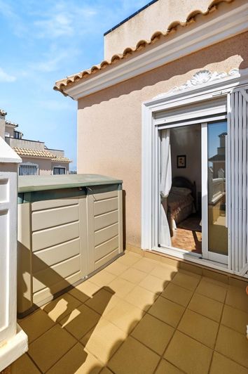 Image No.40-2 Bed Property for sale