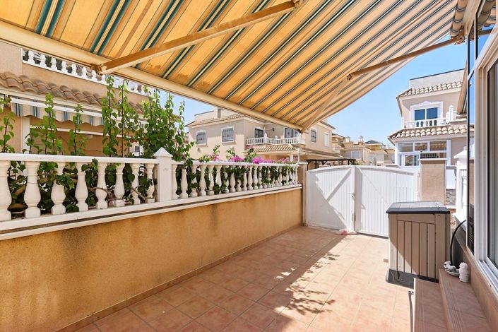 Image No.48-2 Bed Property for sale