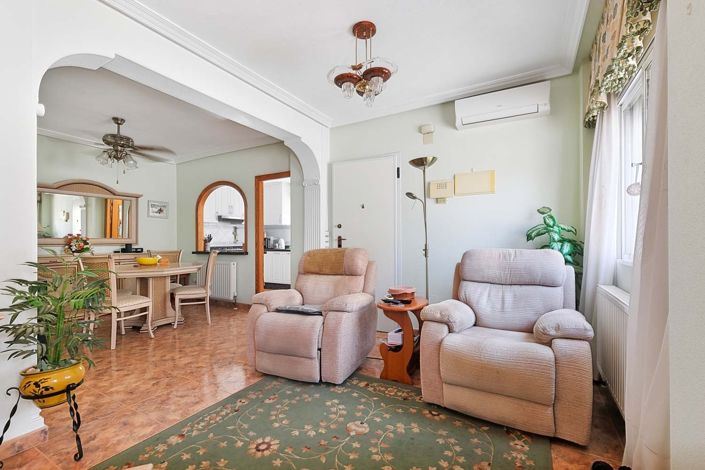 Image No.6-2 Bed Property for sale