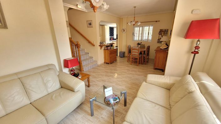 Image No.4-Villa de 2 chambres à vendre à Mil Palmeras