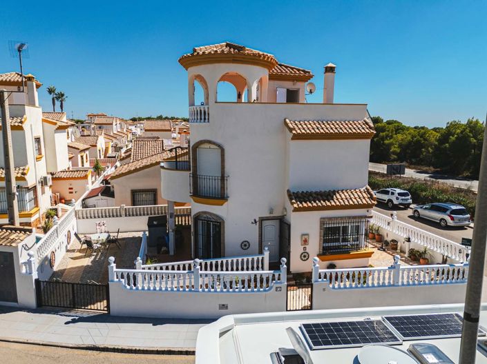 Image No.48-3 Bed Villa for sale