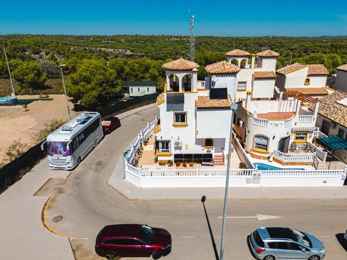 Image No.50-3 Bed Villa for sale