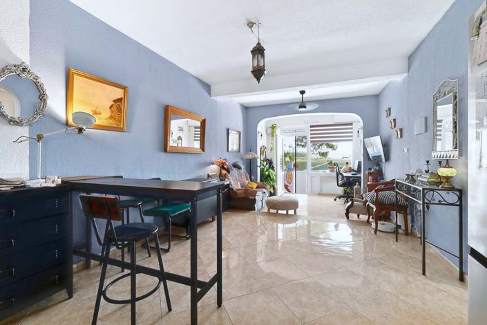 Image No.3-2 Bed Villa for sale