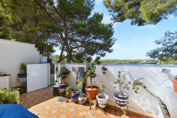 Image No.25-2 Bed Villa for sale