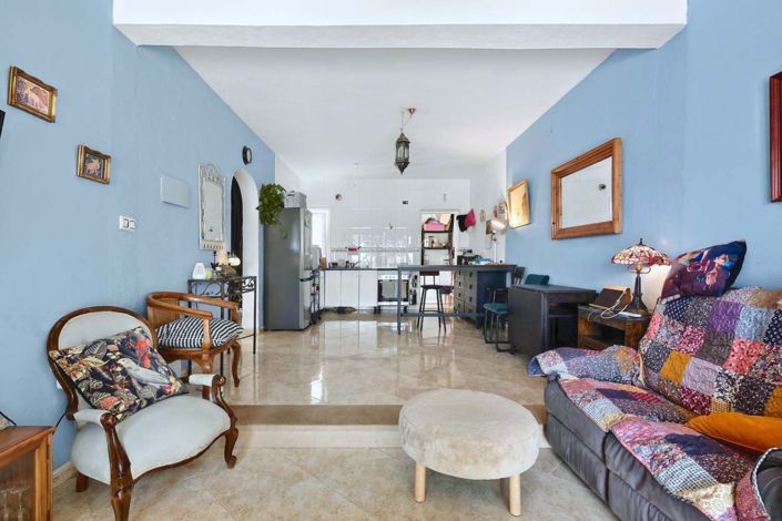 Image No.4-2 Bed Villa for sale