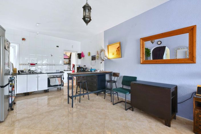 Image No.8-2 Bed Villa for sale
