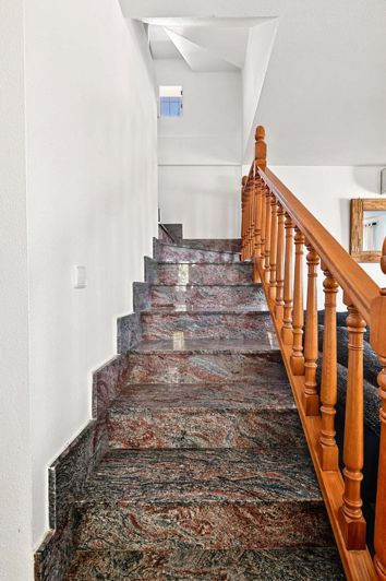 Image No.16-6 Bed Villa for sale