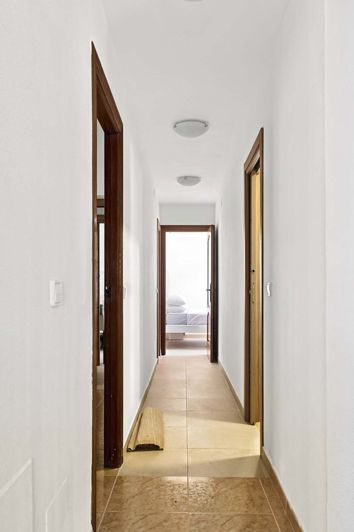 Image No.17-6 Bed Villa for sale