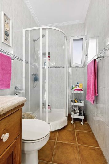 Image No.30-3 Bed Apartment for sale