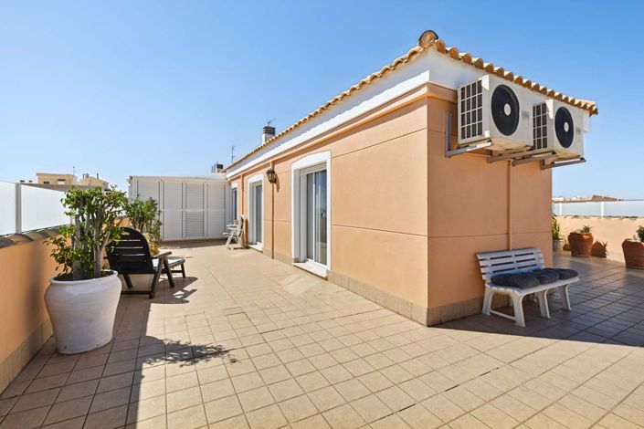 Image No.36-3 Bed Apartment for sale