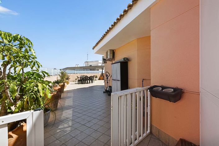 Image No.41-3 Bed Apartment for sale
