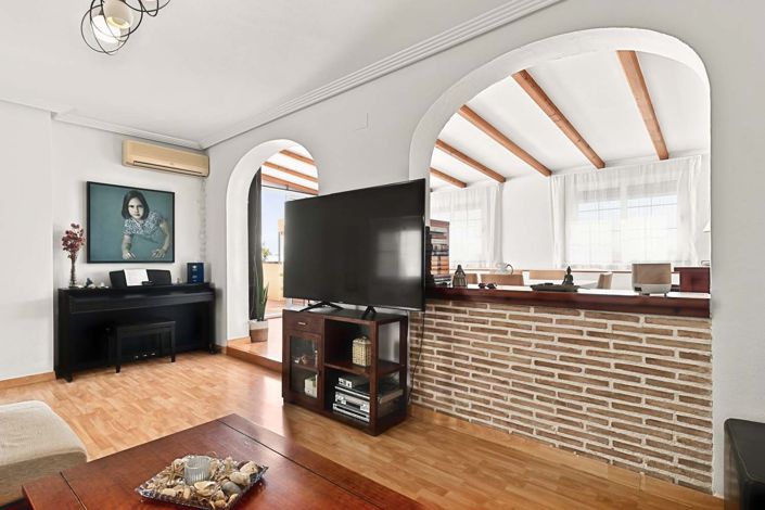 Image No.8-3 Bed Apartment for sale