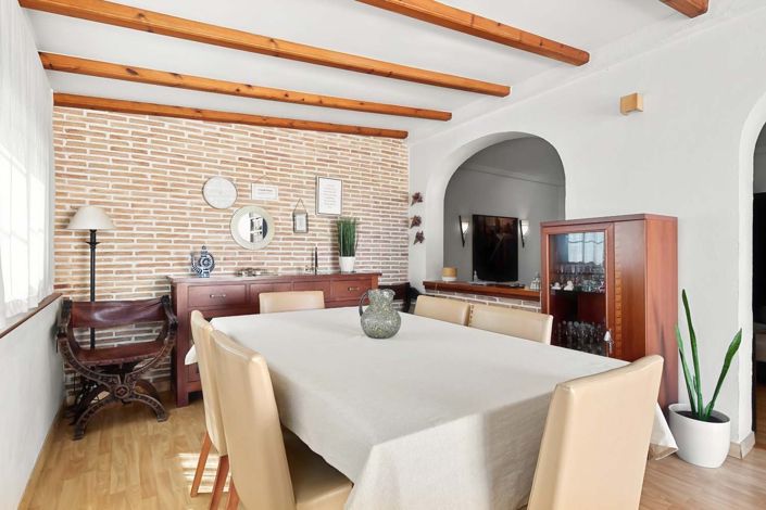 Image No.10-3 Bed Apartment for sale